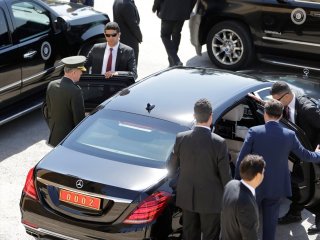 Dikkay çeken detay! Birlikte döndüler