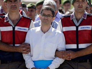 100 yıl geçse bile o ismi söylemem!