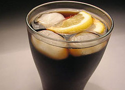 Günde 10 litre kola sonu oldu