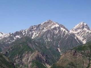 60 yıl sonra bir ilk! O ülke Kandil'e bayrak dikti