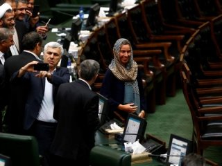 İran'ı karıştıran fotoğraf