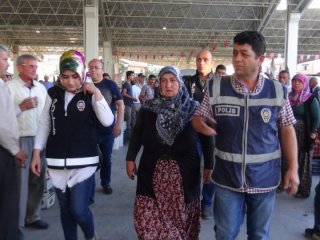 'Pazarcı Teyzeyi' bakın kim yakmış!