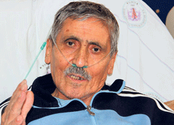 Destici, Karakoç'tan haber getirdi