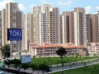 Emekliye 300 TL taksitle ev