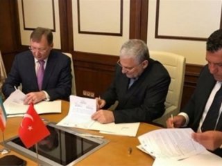 Türkiye, Rusya ve İran imzaları attı!