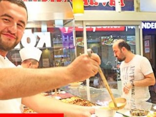 Cuma namazına giden esnafa saldırı