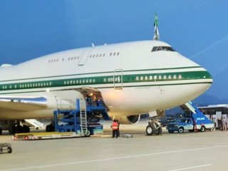 300 valiz, 30 bisikletle Bodrum'a geldi!