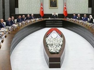 Hükumetten emeklilere bayram müjdesi
