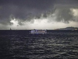 Meteoroloji uyarmıştı! İstanbul'da kırmızı alarm