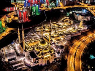 Dev eser Ankara'da yükseliyor!
