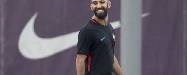 Arda Turan geri döndü