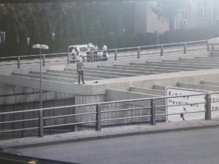 İçişleri Bakanlığı önünde intihar girişimi