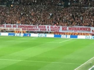 Galatasaray taraftarından Hadisli mesaj