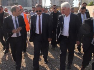 Bakan Özhaseki: 250-300 milyar liralık bela bekliyor
