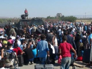 Suriyeli izdihamı! Akın akın gidiyorlar