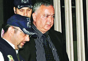 Paşa'dan gazetecilere baskı