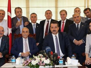 Faruk Çelik'ten anlamlı mesaj!