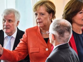 Merkel'e Almanya'da bir büyük şok daha