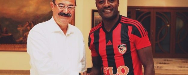Pierre Webo yeni takımına imzayı attı!