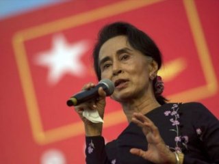 Myanmar hükümetine büyük darbe!