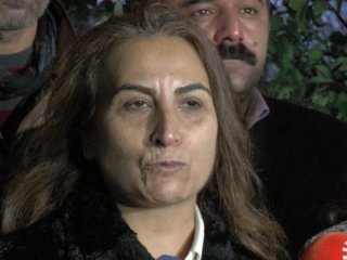 Aysel Tuğluk’a kötü haber!
