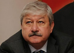 'Akaydın, dindarlığa şaşı bakıyor'