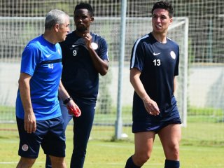 Antalyaspor'a Nasri'den müjdeli haber!