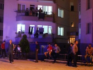 'Yardım edin' çığlıkları mahalleyi sokağa döktü