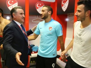 Bakan Bak'tan yabancı sınırı açıklaması