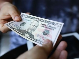 Dünya devinden flaş dolar çıkışı