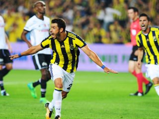 3 gol 5 kırmızı kartlı dev derbi nefes kesti!