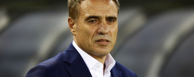 Ersun Yanal neşteri vuruyor!