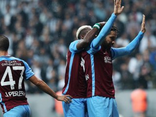 Dev maçta tarihi anlar! Gol attı ama...