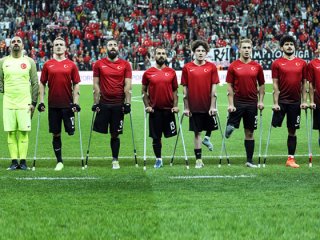 40 bin taraftarın önünde tarih yazdık!