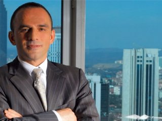 Dünyanın en büyük bankasına ortak oldu