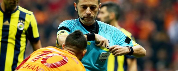 G.Saray, Cüneyt Çakır'a savaş açtı!