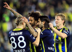 Derbi öncesi moral oldu