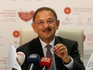 Özhaseki: Kimseyi evsiz bırakmayacağız