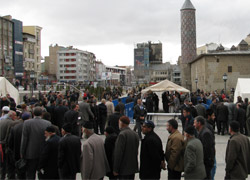 Yakutiye'ye kutlu doğum aşı