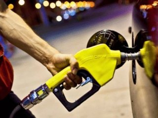 Hem benzine hem de motorine zam
