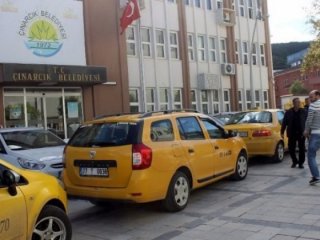 CHP’li başkana taksici isyanı! Sürülmek istendiler