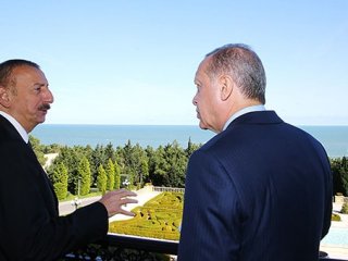 İkili görüşmede dikkat çeken detay!