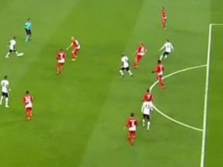 Beşiktaş - Monaco maçında çıldırtan karar!