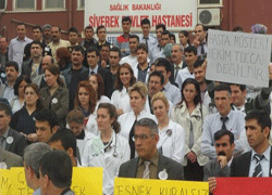 Sağlık çalışanları eylemde