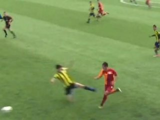 Skandal karar sonrası hakemliği bıraktı!