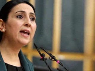 Yüksekdağ, "PKK'nın anı defteri"ne yazı yazmış