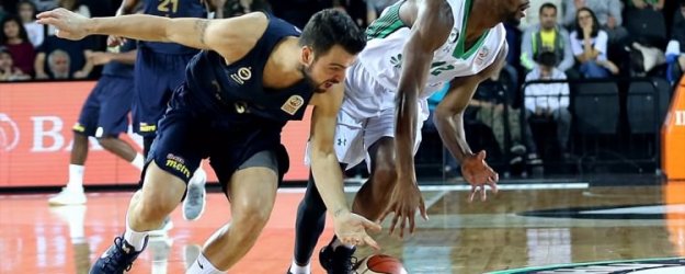 Olaylı maçta Darüşşafaka, Fenerbahçe'yi devirdi!