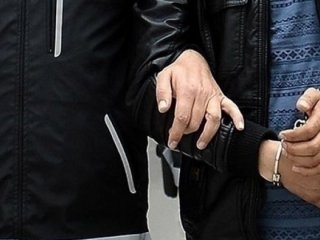 Kocaeli'de operasyon: 10 asker tutuklandı
