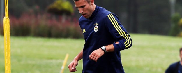 Robin van Persie şaşırtmadı! Yine...