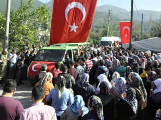 Hatay şehidini uğurladı!